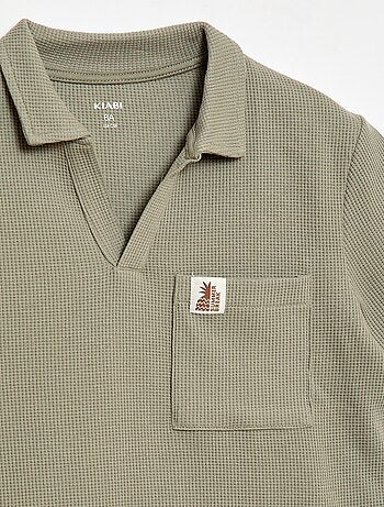 Polo en matière en nid d'abeilles