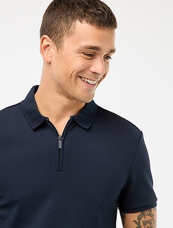 Polo en nid d'abeilles et col zippé