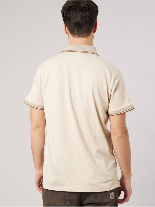Polo regular homme avec col rayé 'deeluxe' - Kiabi Polo regular homme avec col rayé 'deeluxe' - Kiabi