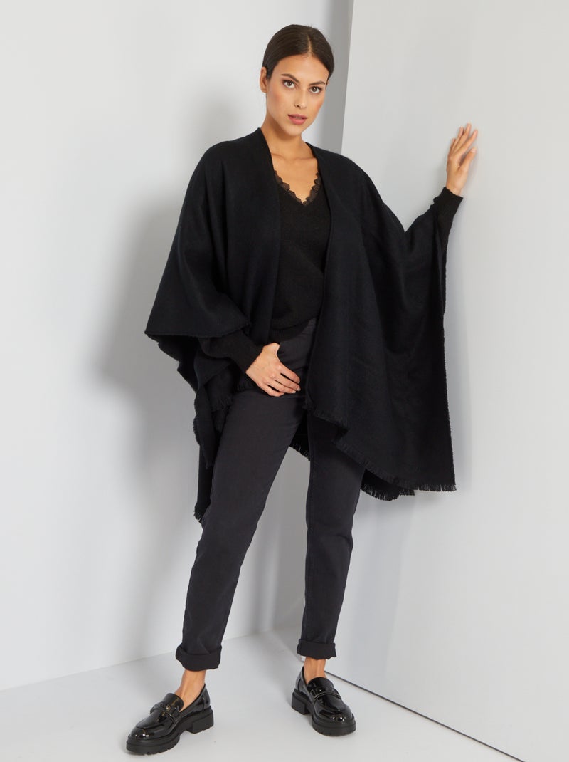 Poncho à petites franges noir - Kiabi