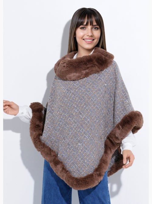 Poncho cape à carreaux détails fourrure - AFIBEL - Kiabi