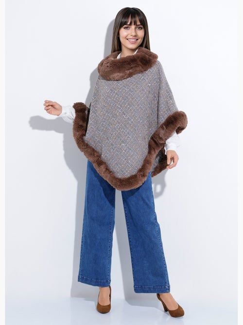 Poncho cape à carreaux détails fourrure - AFIBEL - Kiabi