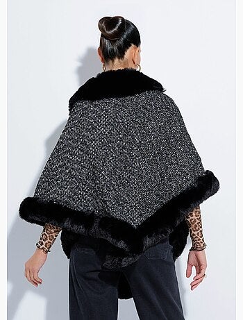 Poncho cape à carreaux détails fourrure