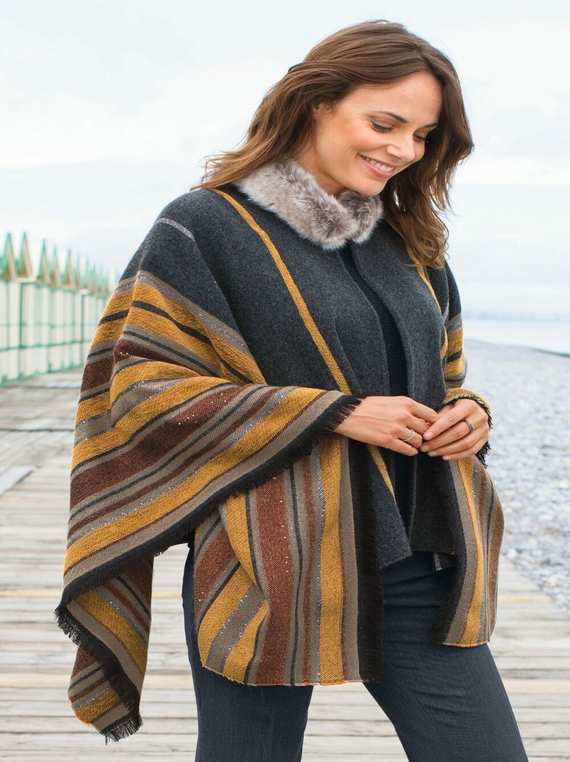Poncho Cape Femme En Tricot Jacquard - Fausse Fourrure, Glands, Taille Unique, Neuf Avec étiquettes
