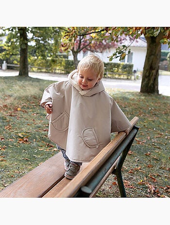 Poncho de voyage bébé pour siège auto - au chaud sous la pluie