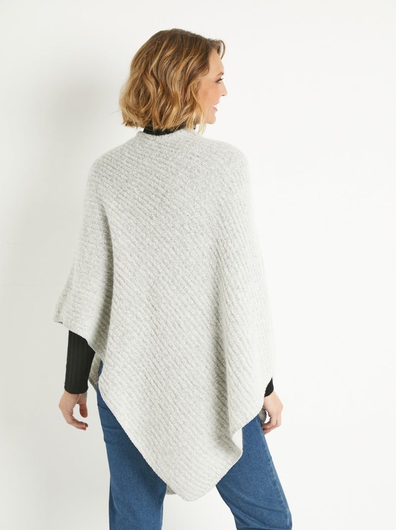 Poncho en maille mousseuse chaude Gris - Kiabi