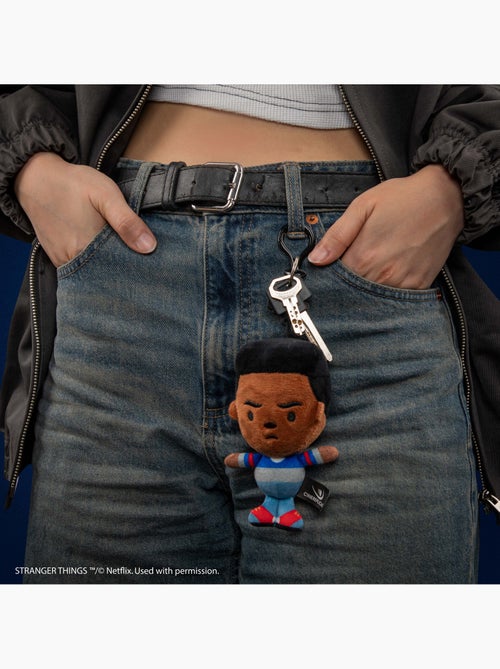 Porte-clés Peluche Lucas Sinclair - Stranger Things - Kiabi