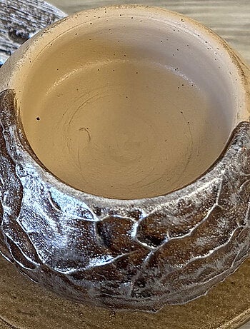 Porte-encens artisanal pour bâtons, cônes et charbon marron