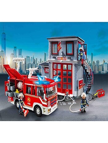 Poste de pompiers avec camion d'intervention