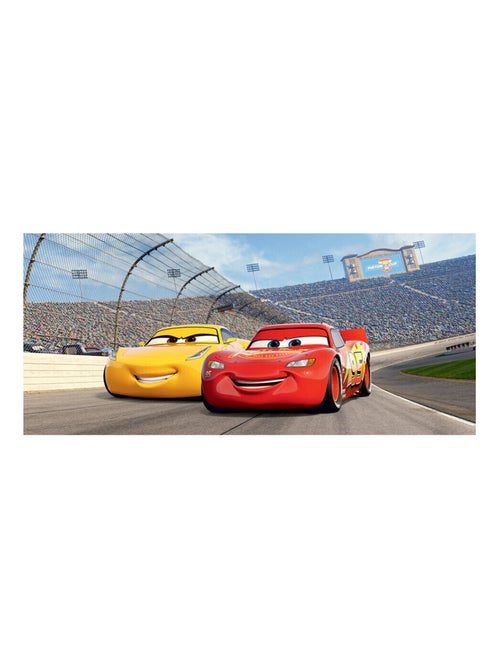 Poster horizontal Cars Flash McQueen et cruz Ramirez sur la piste de Disney intisse 202CM X 90CM - Kiabi