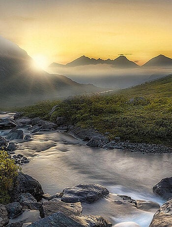Poster Thème Mountain River - 360 x 270 cm