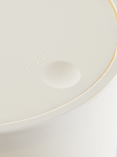 Poubelle 8,5 L avec couvercle poussoir BATHROOM - Kiabi