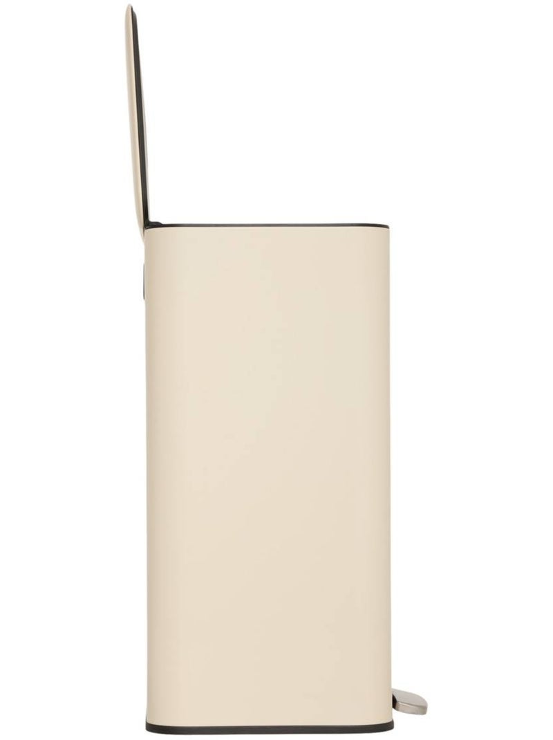 Poubelle rectangulaire à pédale en acier DELTA Beige argile - Kiabi
