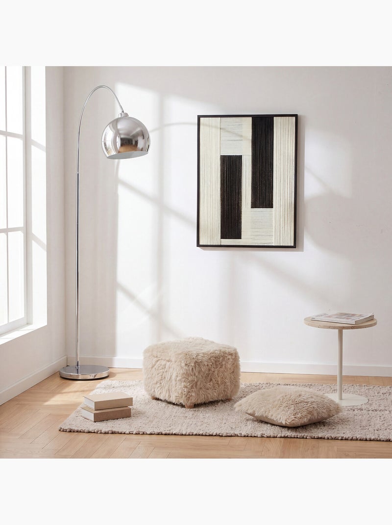 Pouf carré à poils longs avec pieds en pin Crème - Kiabi