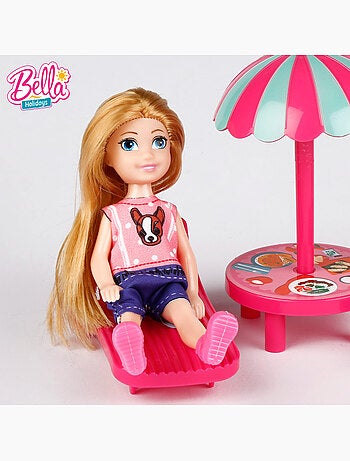 Poupée avec camping-car et accessoires bella