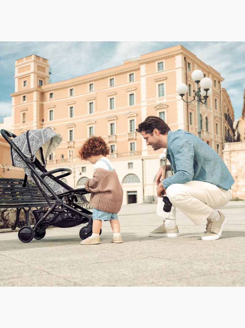 Poussette Kinderkraft PILOT 2 compacte et pliable, compatible cabine IATA, dossier allongé et UPF 50 Noir - Kiabi