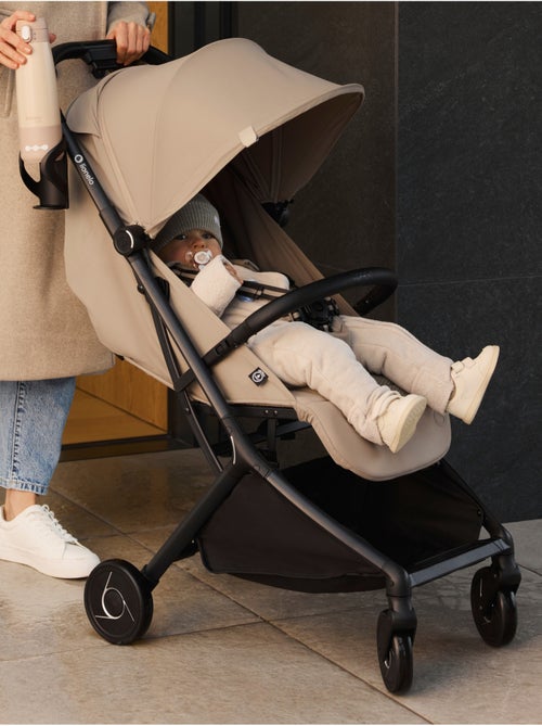 Poussette ultra-compacte LIONELO Sia - Ultra légère: 5,9 kg - Compatible avion - Moustiquaire - Kiabi Poussette ultra-compacte LIONELO Sia - Ultra légère: 5,9 kg - Compatible avion - Moustiquaire - Kiabi