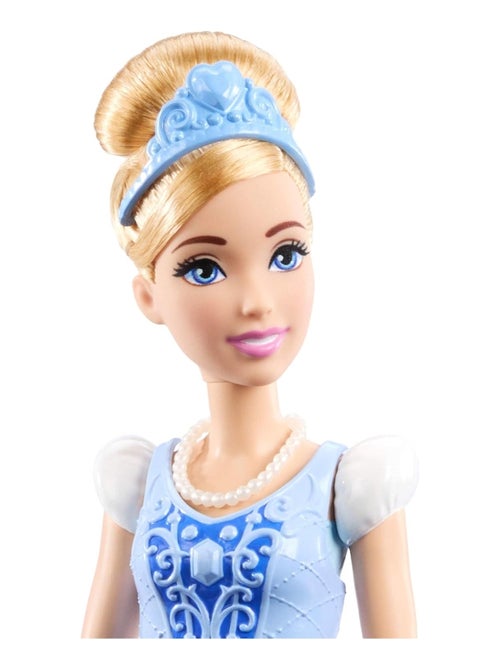 Princesses Disney - Poupée Cendrillon avec 2 tenues - Kiabi Princesses Disney - Poupée Cendrillon avec 2 tenues - Kiabi