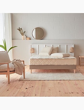 Privilège moelleux : matelas 100% latex naturel. 7 zones de confort - 21 cm