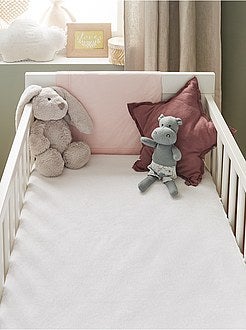 Protège matelas bébé en éponge bambou imperméable - Kiabi