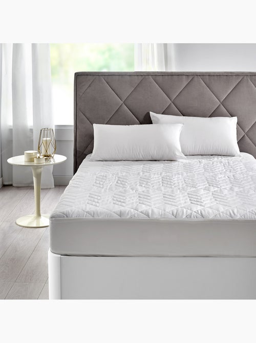 Protège-matelas Matelassé avec Bonnet Élastique 32 cm - Kiabi