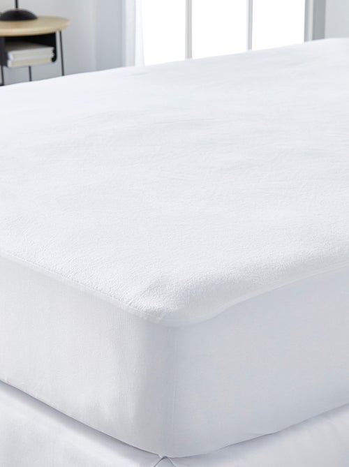 Prot?ge matelas imperm?able et anti acariens ESSENTIAL - Kiabi Prot?ge matelas imperm?able et anti acariens ESSENTIAL - Kiabi