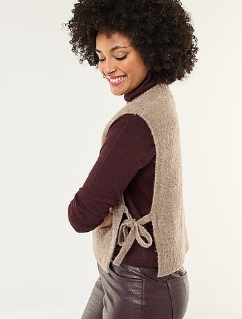 Pull à bouclettes sans manches à nouer