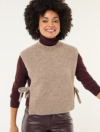 Pull à bouclettes sans manches à nouer