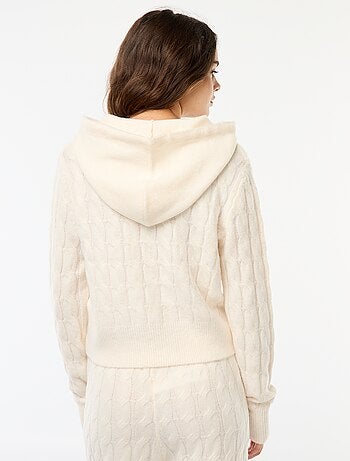 Pull à capuche torsadé