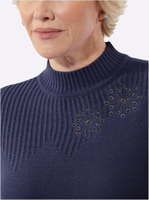 Pull à Col Montant Superbe Broderie Florale - Taille Standard - Witt - Kiabi Pull à Col Montant Superbe Broderie Florale - Taille Standard - Witt - Kiabi