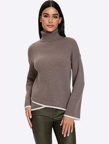 Pull à col roulé base asymétrique tendance - taille standard - helline