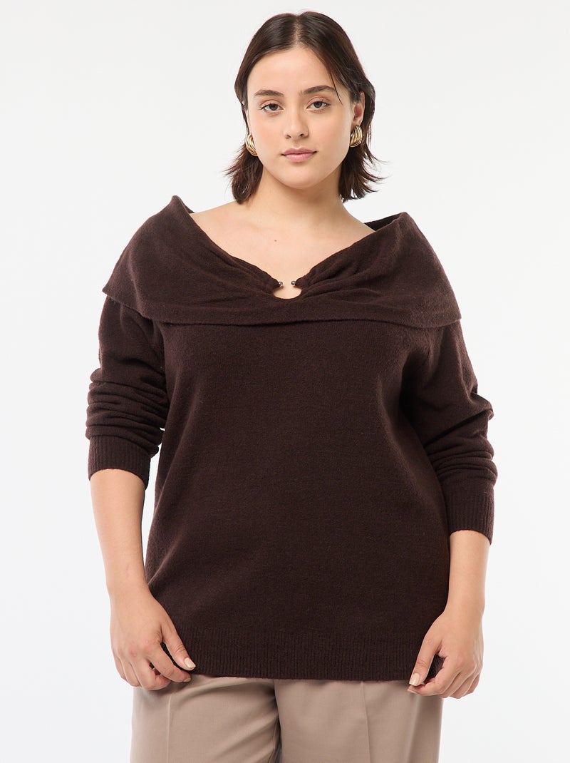 Pull à encolure bardot avec détail poitrine Marron - Kiabi