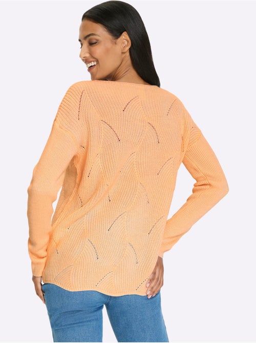 Pull à encolure en U avec motif tricoté et manches longues - Taille standard - Moda Vilona - Kiabi Pull à encolure en U avec motif tricoté et manches longues - Taille standard - Moda Vilona - Kiabi