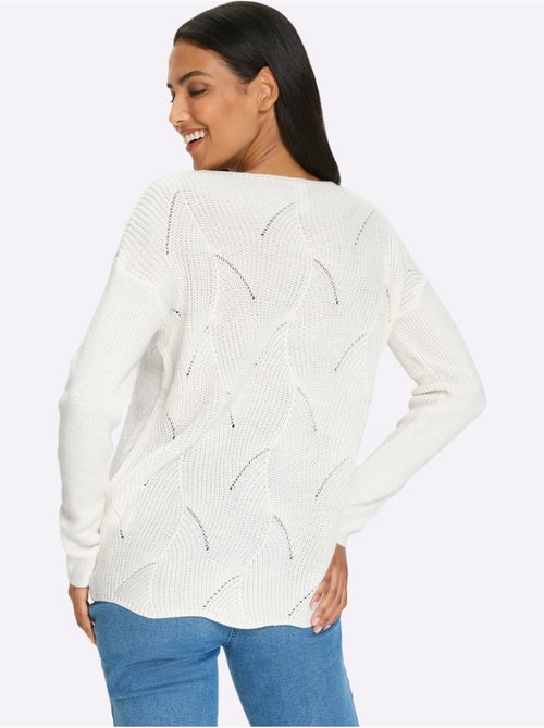Pull à encolure en U avec motif tricoté et manches longues - Taille standard - Moda Vilona - Kiabi Pull à encolure en U avec motif tricoté et manches longues - Taille standard - Moda Vilona - Kiabi