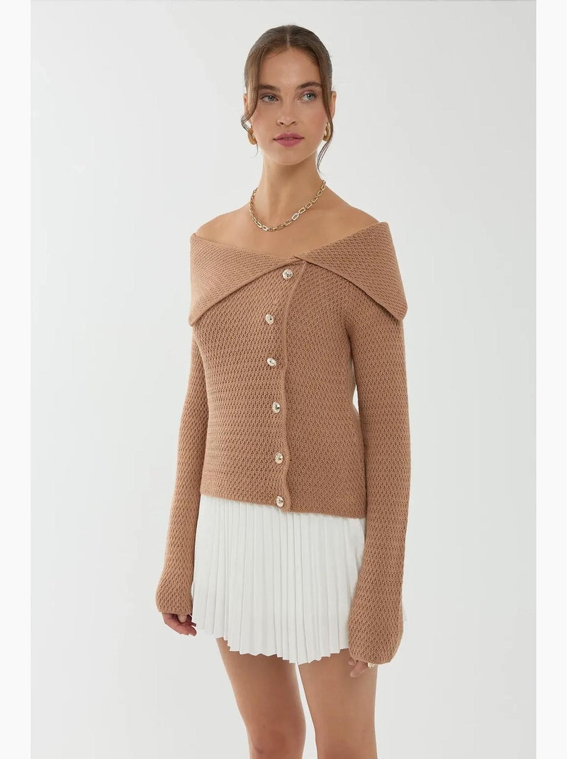Pull à épaules dénudées et boutons hiccup Marron - Kiabi