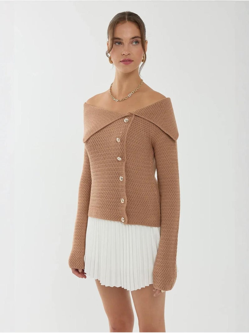 Pull à épaules dénudées et boutons Marron - Kiabi