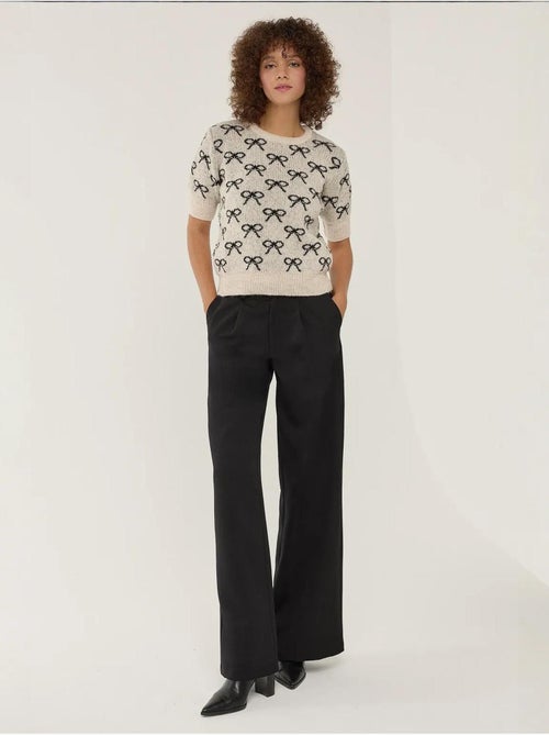 Pull à manches courtes à motif nœud - Kiabi Pull à manches courtes à motif nœud - Kiabi