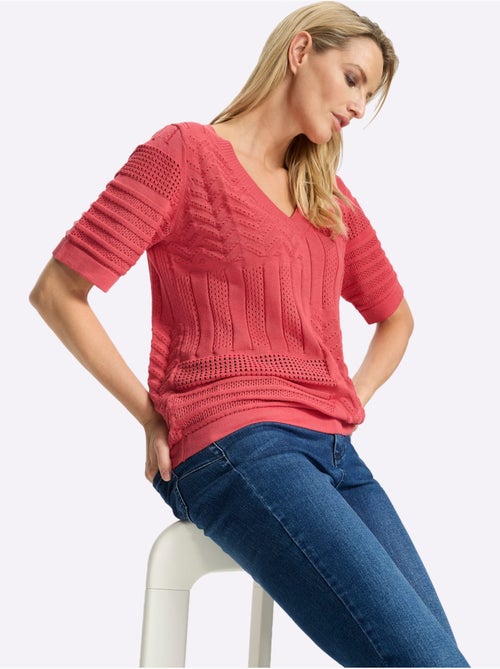 Pull à Manches Courtes Joli Motif Ajouré - Taille Standard - Helline - Kiabi Pull à Manches Courtes Joli Motif Ajouré - Taille Standard - Helline - Kiabi