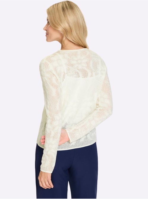 Pull à manches longues avec motifs floraux et ajourés - Taille standard - Moda Vilona - Kiabi Pull à manches longues avec motifs floraux et ajourés - Taille standard - Moda Vilona - Kiabi