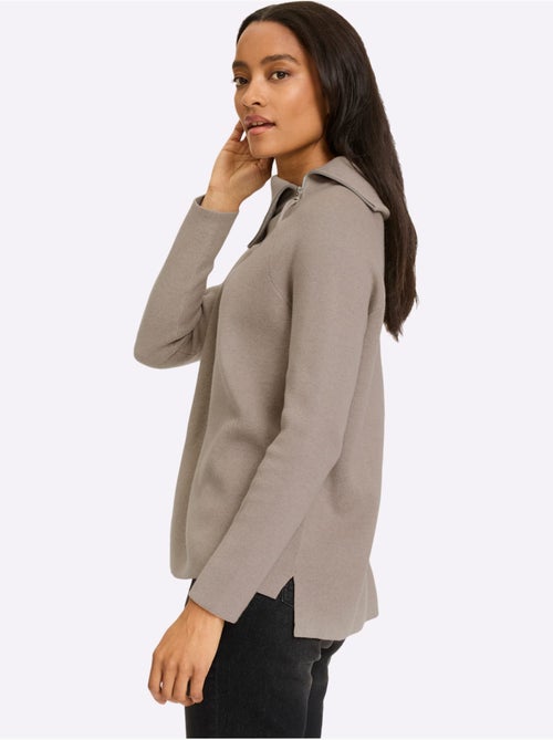 Pull à Manches Longues Col à Revers Avec Glissière - Taille Standard - Helline - Kiabi Pull à Manches Longues Col à Revers Avec Glissière - Taille Standard - Helline - Kiabi