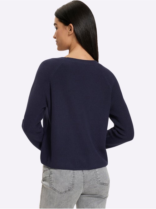 Pull à manches longues côte perlée - taille standard - helline - Kiabi Pull à manches longues côte perlée - taille standard - helline - Kiabi