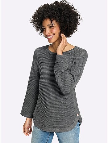 Pull à manches longues fentes latérales et boutons fantaisie - taille standard - helline