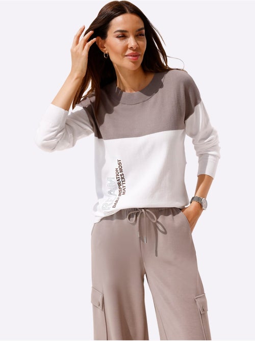 Pull à manches longues inscription tendance - taille standard - helline - Kiabi Pull à manches longues inscription tendance - taille standard - helline - Kiabi