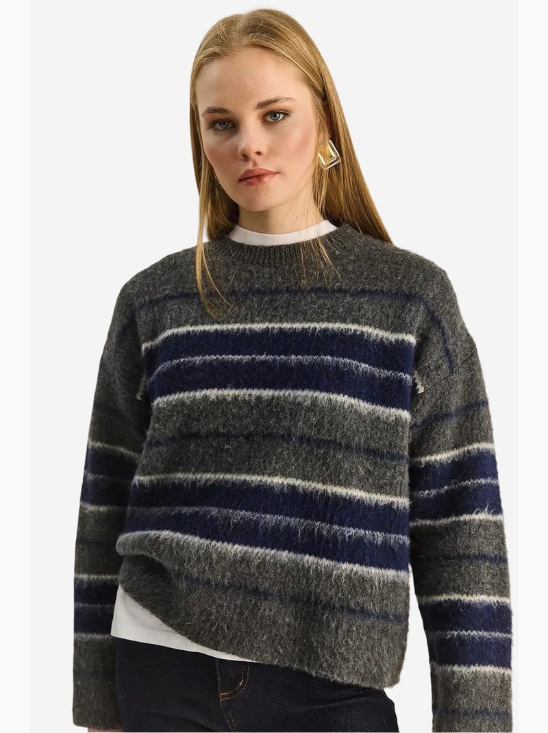 Pull à rayures et col rond en maille lucci Gris - Kiabi