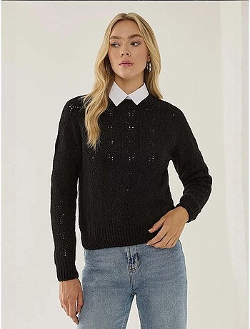 Pull ajouré à col rond