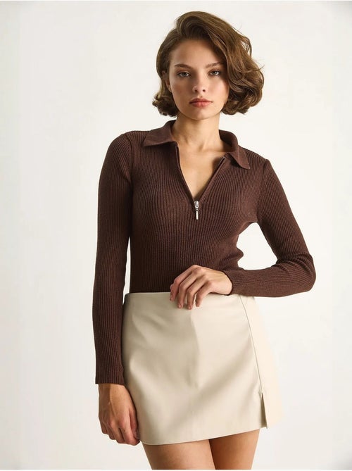 Pull ajusté à manches longues en maille côtelée avec col zippé lucci - Kiabi Pull ajusté à manches longues en maille côtelée avec col zippé lucci - Kiabi