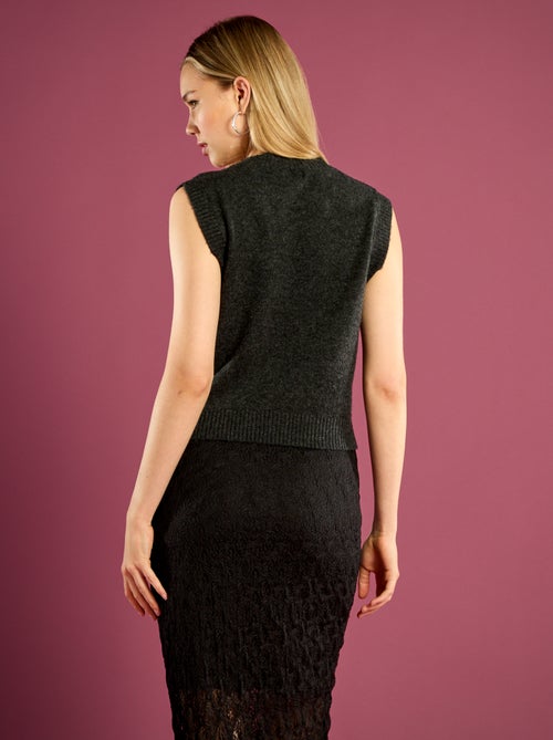 Pull avec col à bijoux sans manches - Kiabi