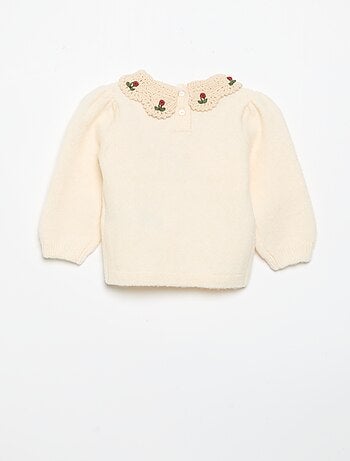 Pull avec col fantaisie