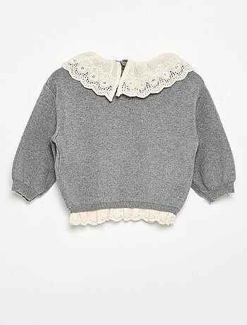 Pull avec col fantaisie en broderie anglaise