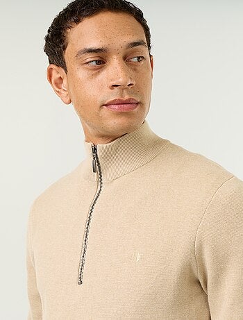 Pull avec col montant zippé